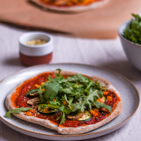Glutenfreie Pizza ohne Hefe als vegane Variante