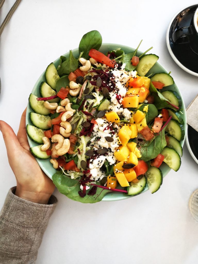 Glutenfreie Salatbowl bei Funk You Natural Food